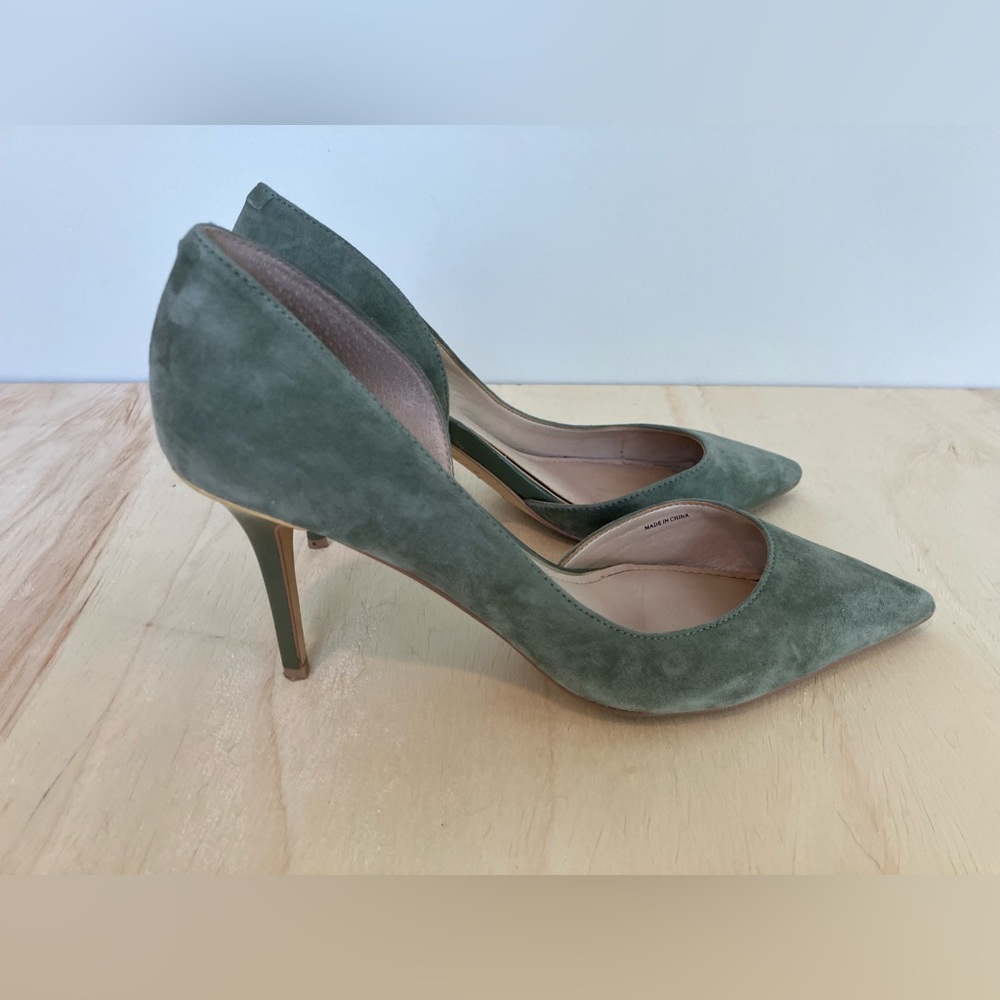 White House Black Market Ella Green Suede Heels size 8